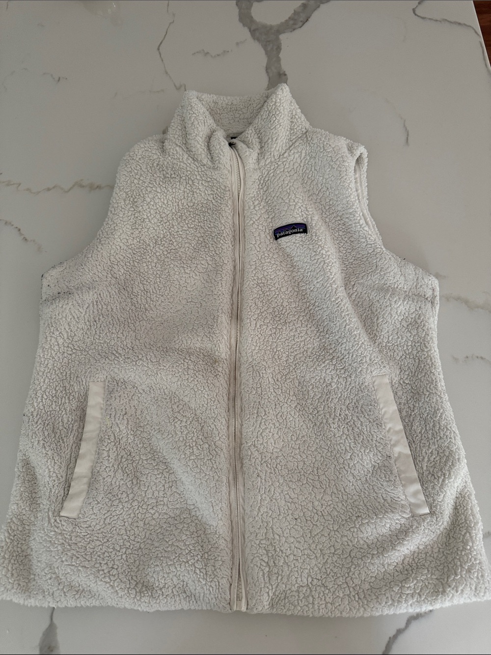 Patagonia Women’s White Sherpa Fleece Vest - Zip Front
